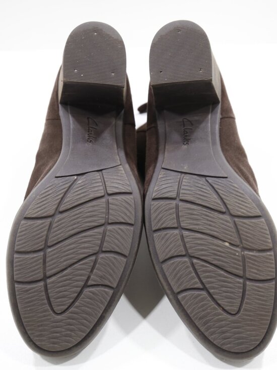 Clarks Enfield Tess Brown Suede 3" Block Heel Ankle Booties - 9.5 - Picture 7 of 7